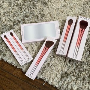Sephora Magnetic brush plate & brushes. Brand new in the boxes.
